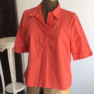 Snap front shirt, like new condition size 14w